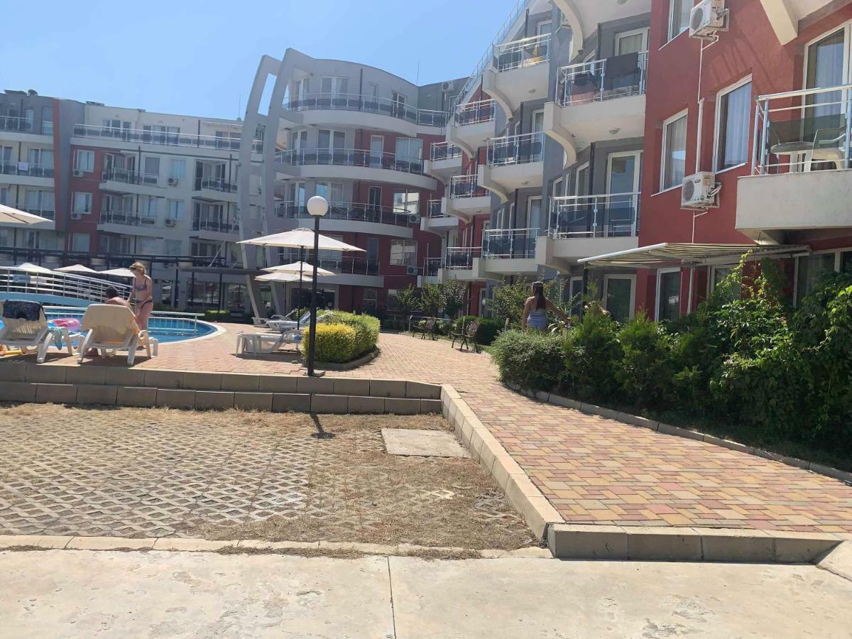 Emberli Aparthotel Lozenets ภายนอก รูปภาพ